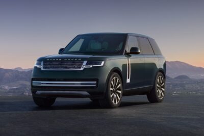 Range Rover Electric Debuts With 600km Range, 350kW Charging